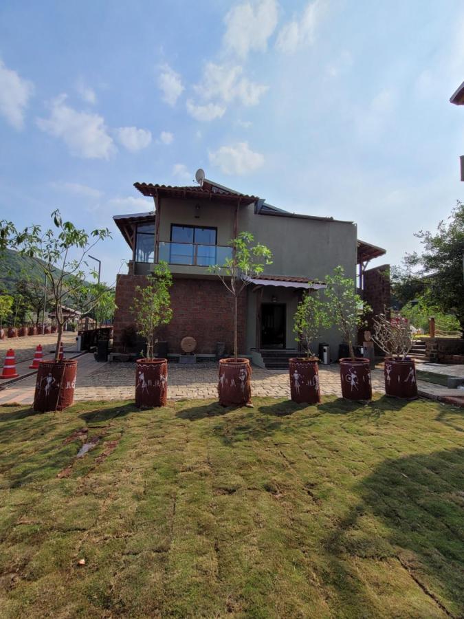 Mastiff Grand La Villae Lonavala Εξωτερικό φωτογραφία