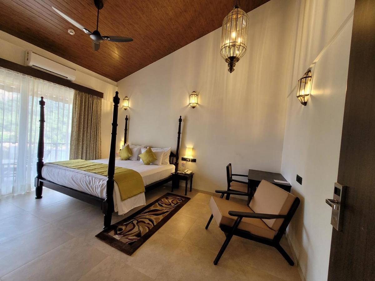 Mastiff Grand La Villae Lonavala Εξωτερικό φωτογραφία